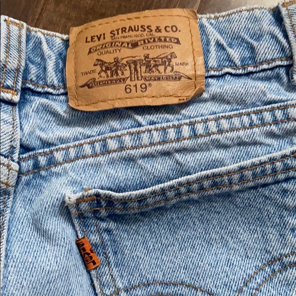 Levi Strauss High-Waisted Shorts - Picture 3 of 3